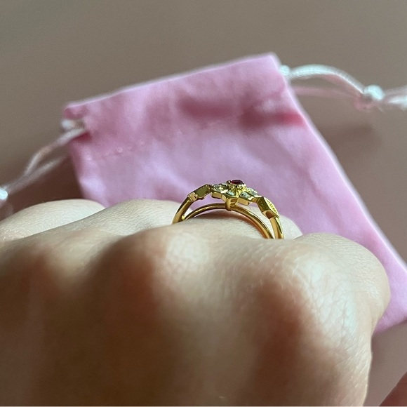 🌺 Elegant Red Sunflower-Inspired Costume Ring – Vintage 1920s Style 💍 - Size 8 - Picture 9 of 10